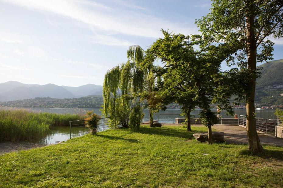 J&C House -Lake Bosisio Bosisio Parini Buitenkant foto